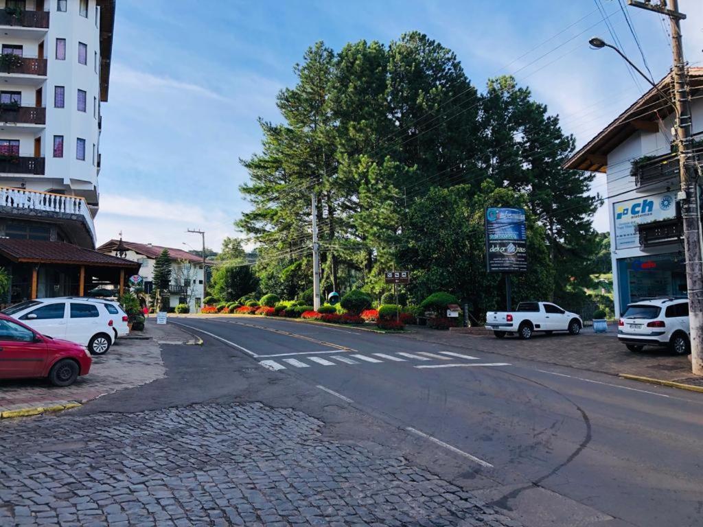 Alpen Hospedagem Treze Tilias Bagian luar foto